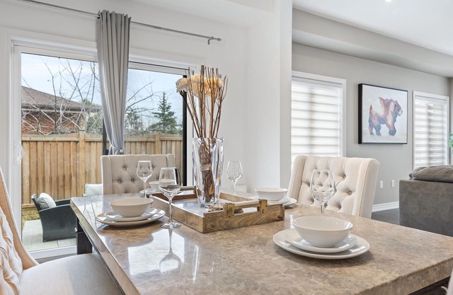 Modern and Luxurious - 28 Minutes from Niagara Falls!