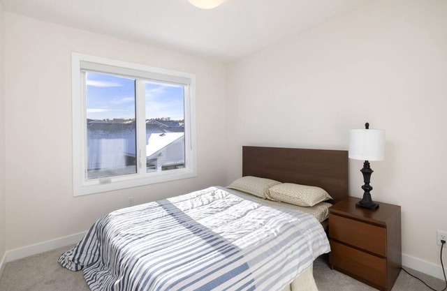 Modern and Luxurious Entire 3 Bedroom + 2 Bath