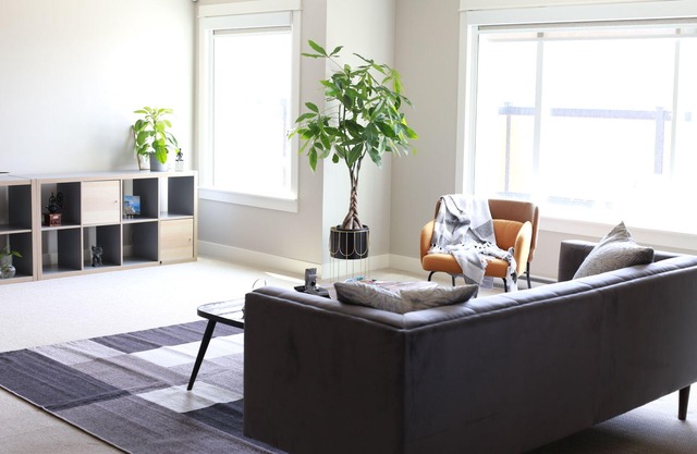 Modern and spacious 2 beds and 2 baths suite with fantastic view for 1-5 guests