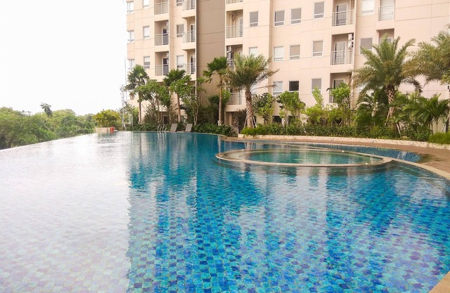 Modern And Spacious Studio Apartment At Mustika Golf Residence