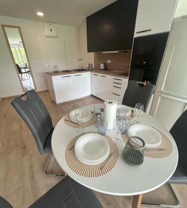 Modern aparment in Moruse compex with free parking