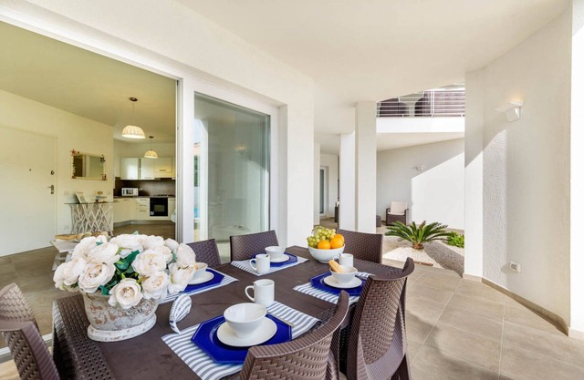 apartamento moderno a 5 min. del mar con piscina, aire acondicionado y wi-fi