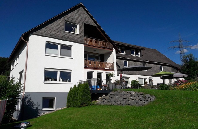 Estancia junto al bosque, Sellinghausen