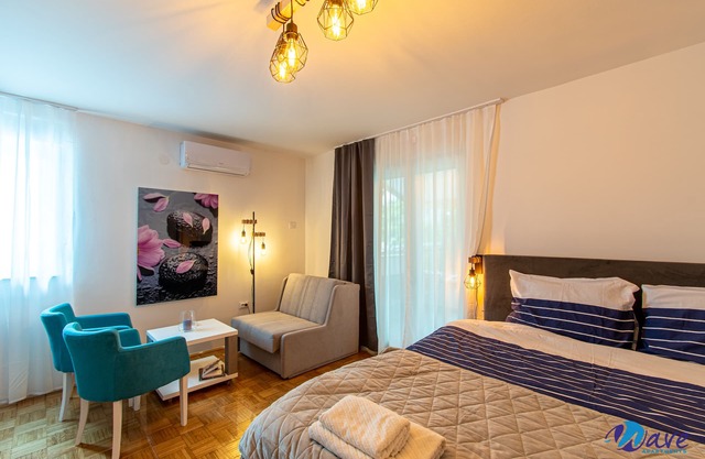 MODERN apartment near the airport