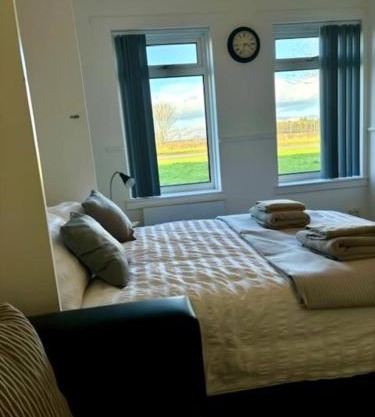 Modern apartment in Stenhousemuir