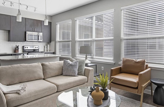 Modern Apartment in Prime Location (ID5352X19)