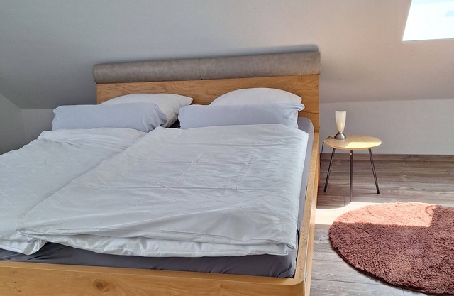 Modern apartment Krefeld near Düsseldorf Airport / Trade Fair