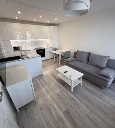 Modern apartment near City Center with easy transport access