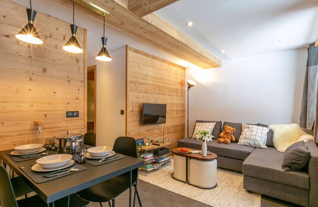 Apartamento renovado en 2022 con wifi, perfecto para familias, a 10 min de servicios en Val-d'Isère