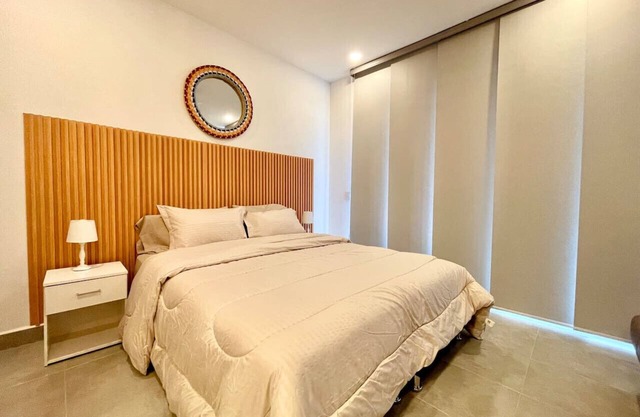 Modern apartment with beach access
