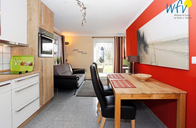 Modern apartment with south-facing terrace - ideal for a vacation for two!