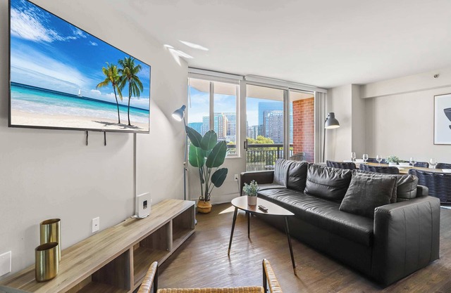 Modern Arlington Gem - Stylish Apt with City Views