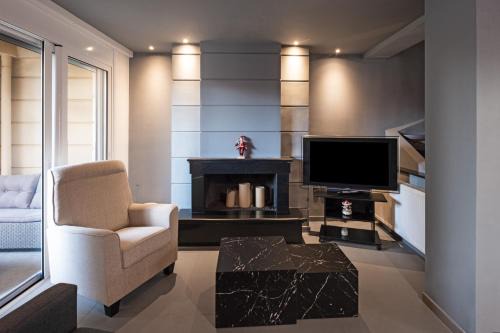 Modern Beach House in Mikri Mantineia Kalamata, Spacious & Fully Equipped