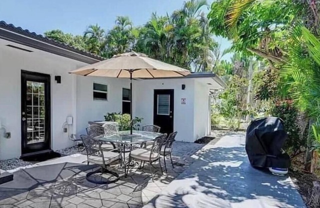 Modern Beach Villa 2