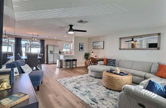 Modern bliss just 10 minutes from Siesta Key beaches and downtown Sarasota