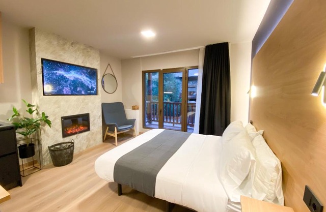 Modern Blue Studio En Valle De Incles - Parking Gratis l by BonesVacances