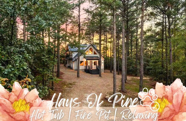 Modern Cabin with Hot Tub & Fire Pit