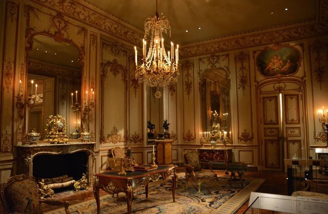 Modern Castle accommodation. Live like royalty in your life