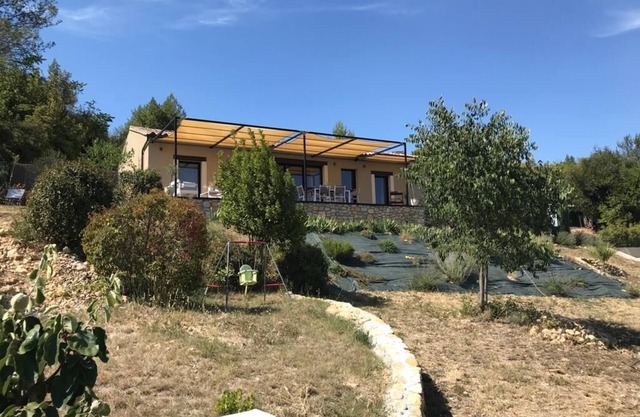 Modern Cèvenole villa with superb terrace view
