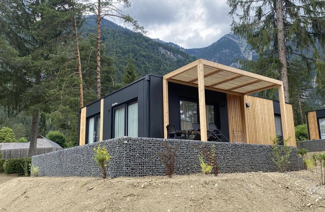 Chalet moderno con aire acondicionado, en un parque de vacaciones cerca de Pressegger See