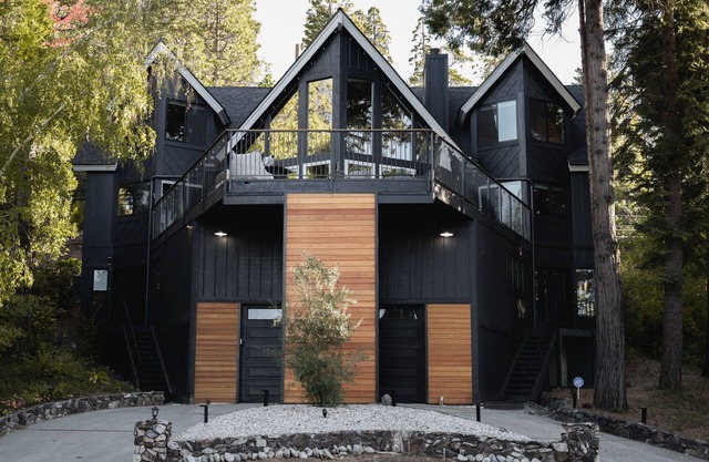 Modern Chalet w/Lakeview + Hot Tub -@TrinityHomeLA 4300+sq ft