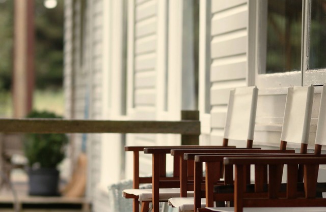 Modern character cottage 10 minutes to Mount Gambier on picturesque small farm