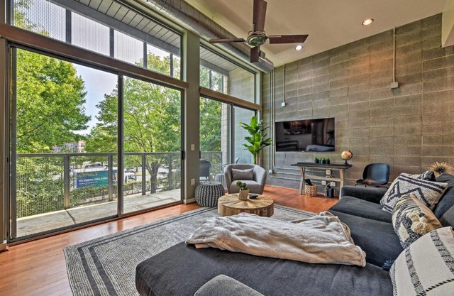 Modern Charlotte Condo 2 Miles to Downtown!