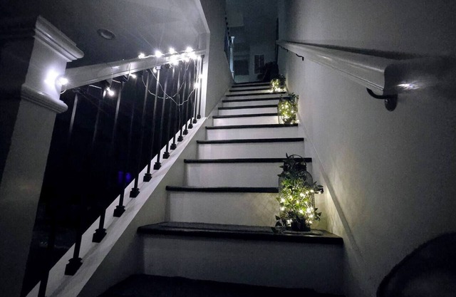 Encantadora, 3 Habitaciones. Cerca de Atracciones, Aparcamiento Gratuito