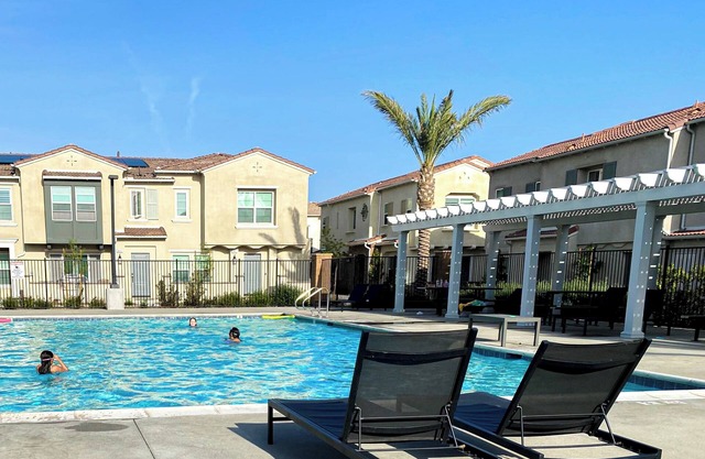 Modern Home w Shared Pool by Kaiser by Honest Homes