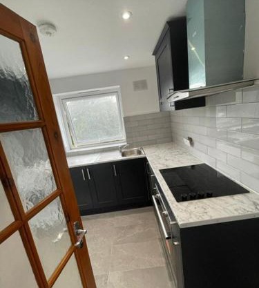 Modern City Flat, Walk to Hatfield House, Trains and University