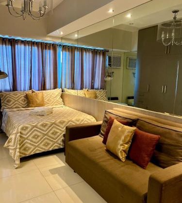 Modern Comfort Living! Netflix Ready