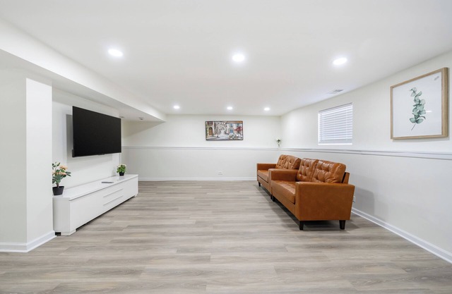 "Modern Comfort, Urban Charm"