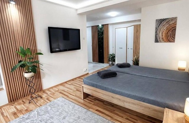 Modern, comfortable apartment with excellent location