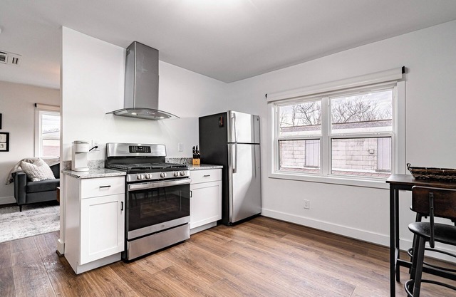 Modern Condo in Louisville Close to TBT Tournament