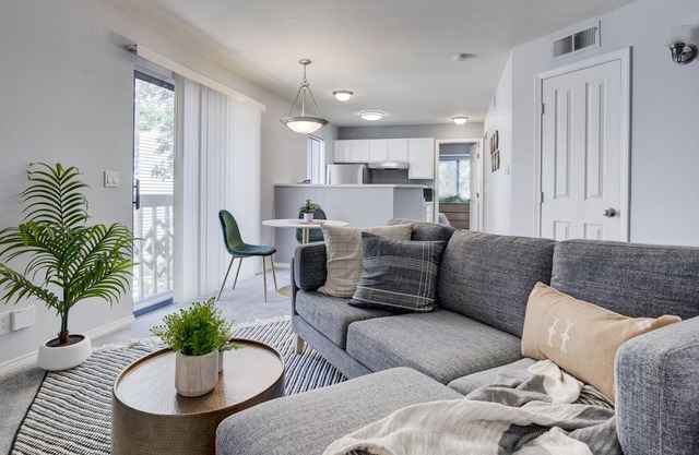 Modern Condo w/ Fireplace, Gym, Shared Pool!