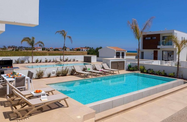 Modern, contemporary villa close to the coast