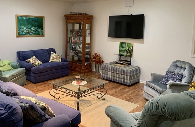 Little House with Big Comfort - Situado en el centro de Hattiesburg