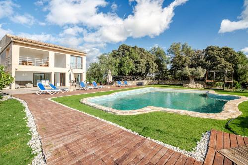 Modern Countryside House 10min to the beach