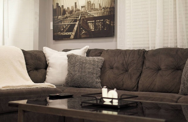 Modern & Cozy Queens Retreat: Minutes from JFK with Premium Amenities