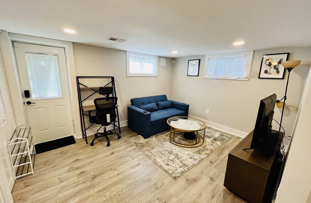 Modern DC Retreat Near waterfront w/ Free Parking