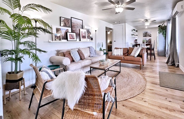 Modern Downstairs Suite in Zion