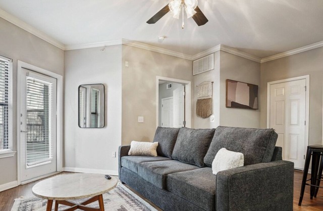 Modern Dual Rentals Near Lady Bird Lake & Downtown