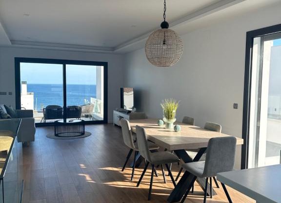 Modern duplex in Alcaidesa Links II