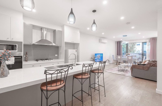 Modern Elegance 4BR+1Study in Mel+Parking