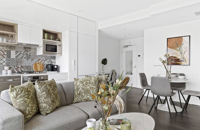 Modern Elegance Caulfield North