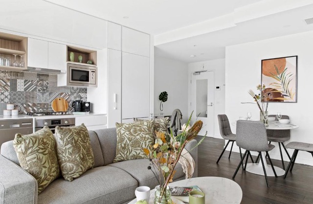 Modern Elegance Caulfield North