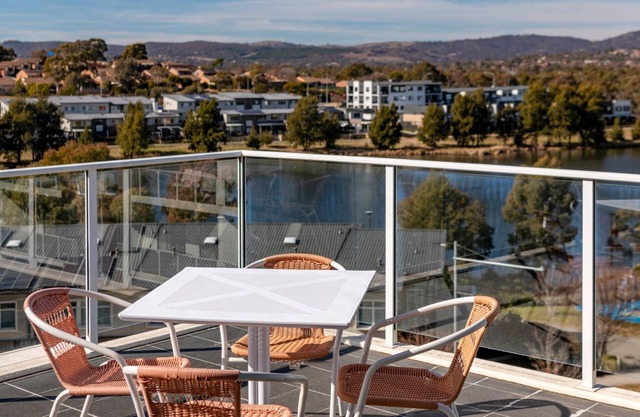 Modern Escape with Lake and Mountain Views