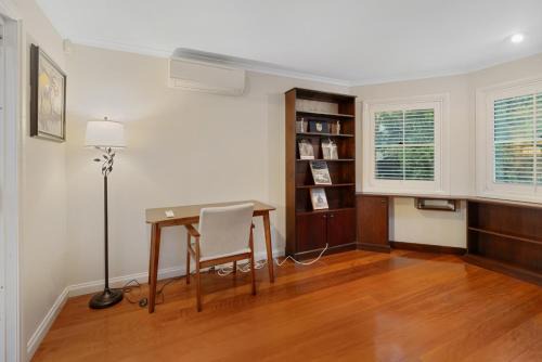 Modern Family Home in Brisbanes Trendiest Suburb