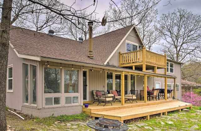 Modern Family Home w/ View on Table Rock Lake