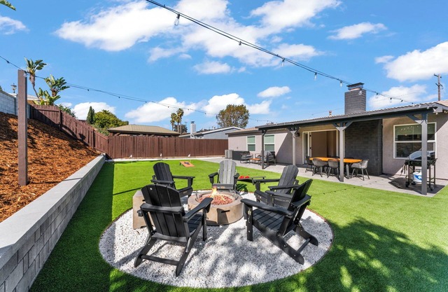 Modern Family Retreat w/Putting Green, Fire Pit - Near Zoo, Beaches, Downtown